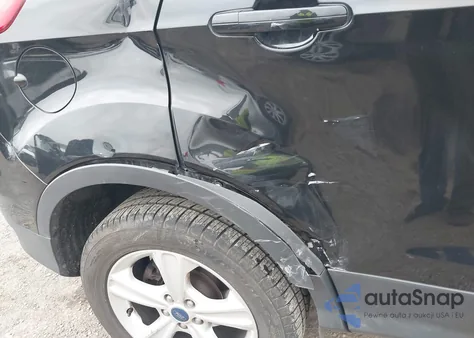 2015 Ford Escape Se z USA, uszkodzony, nr VIN 1FMCU0GX9FUB40081